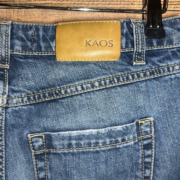 Kaos Made in Italy Distressed Denim Shorts size 26 - Picture 7 of 9